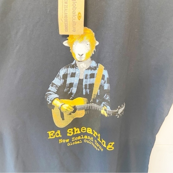 NWTs Global Culture| Ed Sheeran - Ed Shearing New Zealand Tour Womans T-Shirt M - Picture 3 of 10